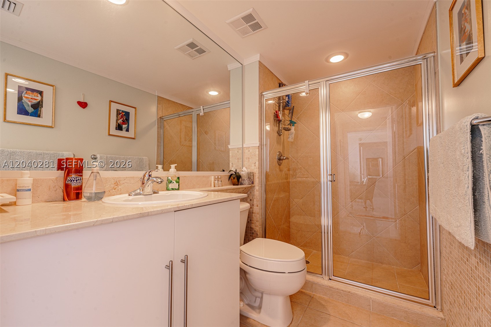 325 S Biscayne Blvd #3821 Miami, FL 33131