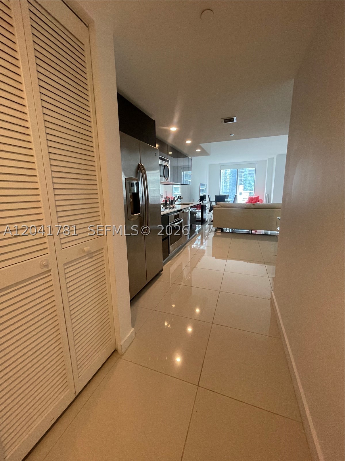 31 SE 6th St #2503 Miami, FL 33131