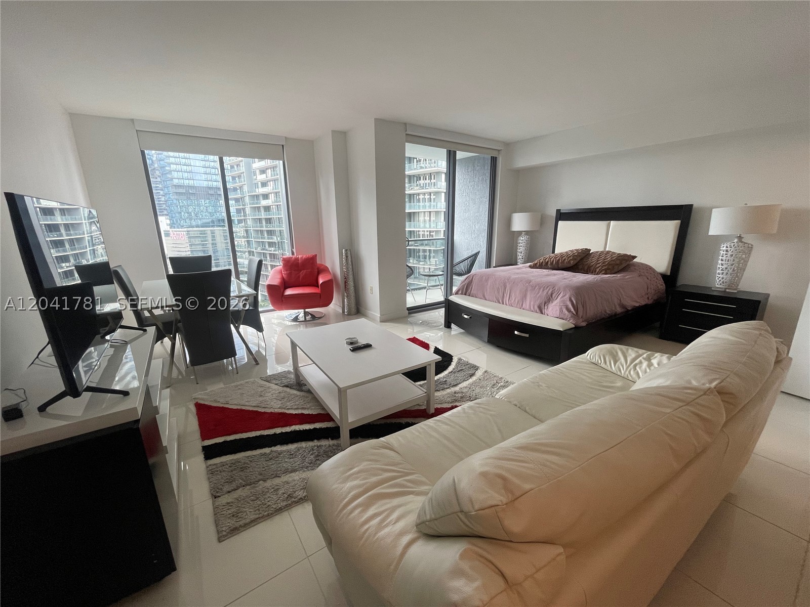 31 SE 6th St #2503 Miami, FL 33131