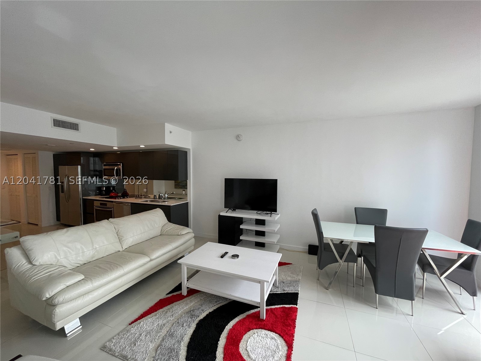 31 SE 6th St #2503 Miami, FL 33131