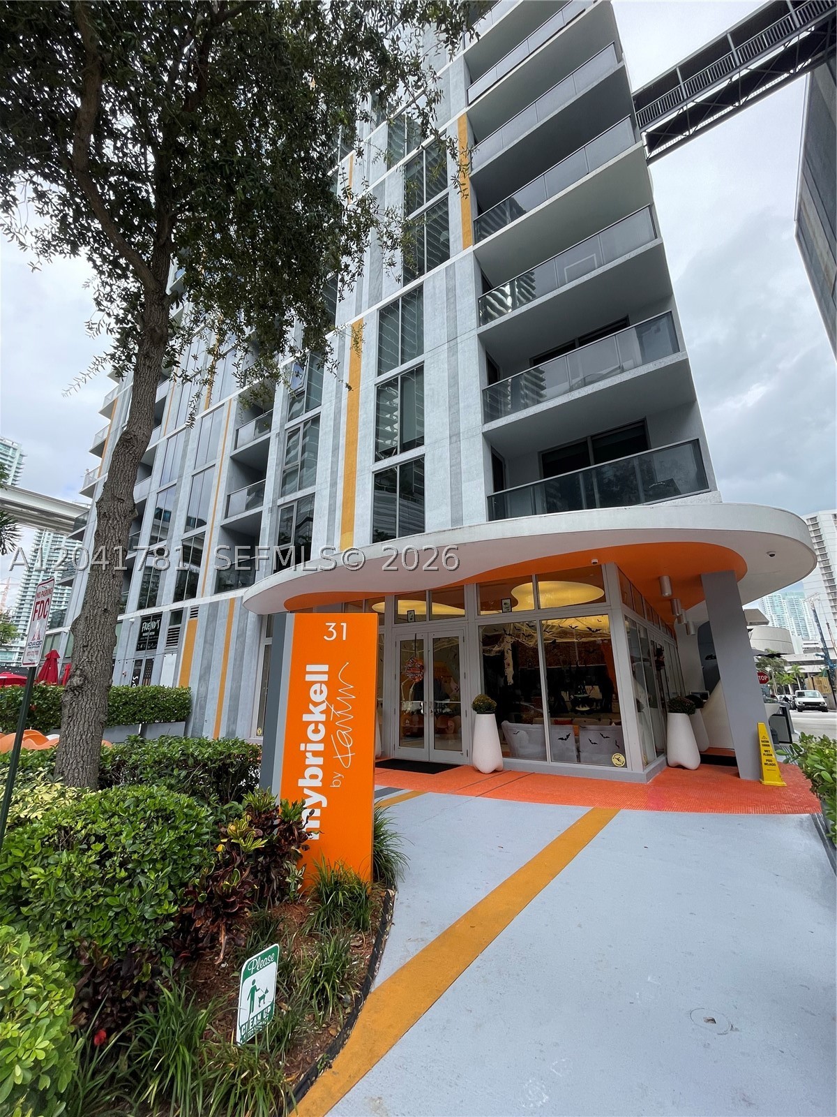 31 SE 6th St #2503 Miami, FL 33131