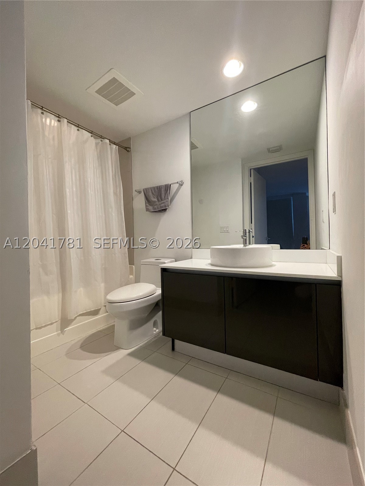 31 SE 6th St #2503 Miami, FL 33131