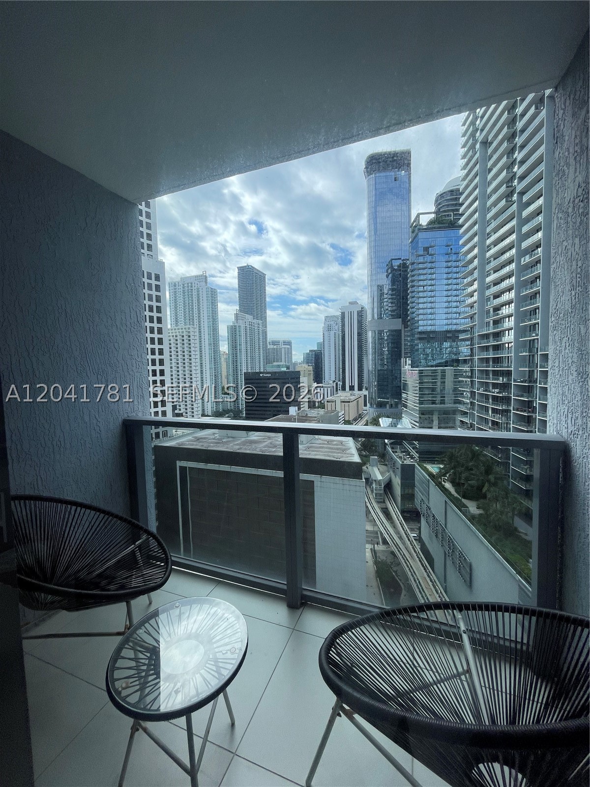 31 SE 6th St #2503 Miami, FL 33131