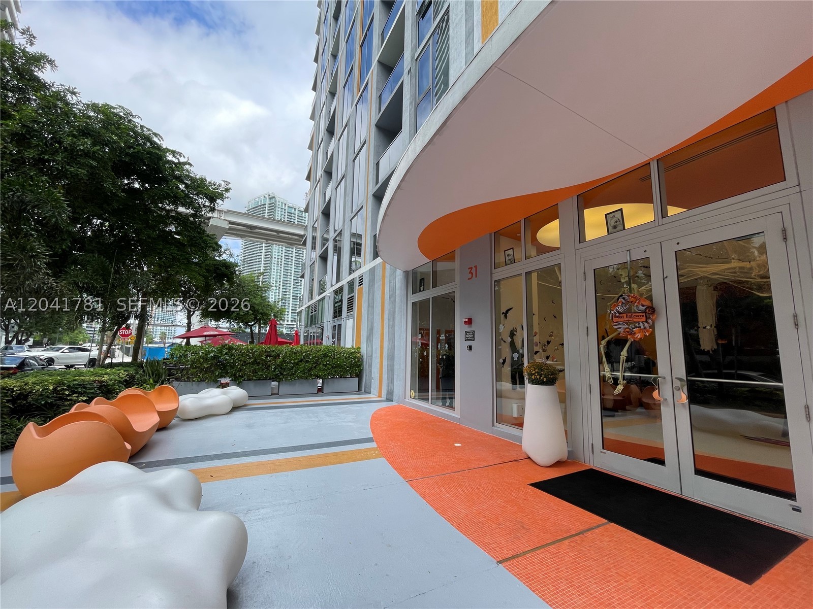 31 SE 6th St #2503 Miami, FL 33131