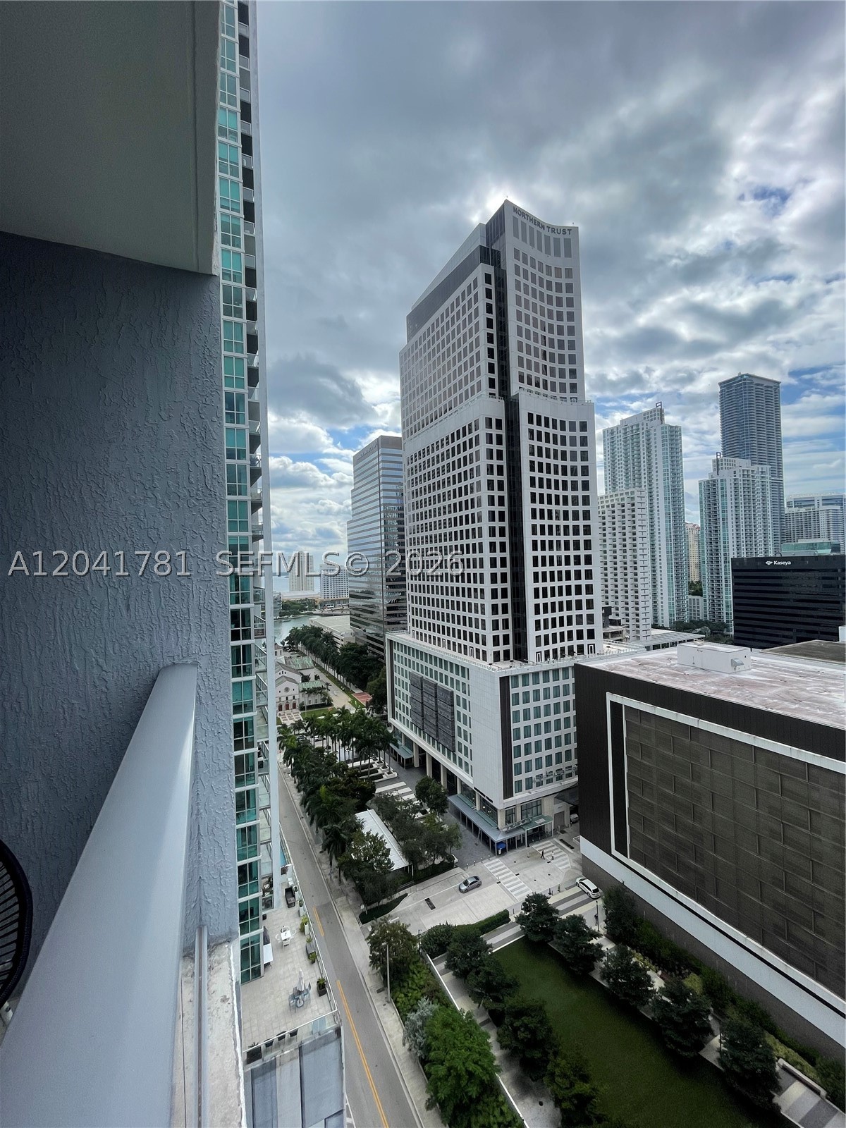 31 SE 6th St #2503 Miami, FL 33131