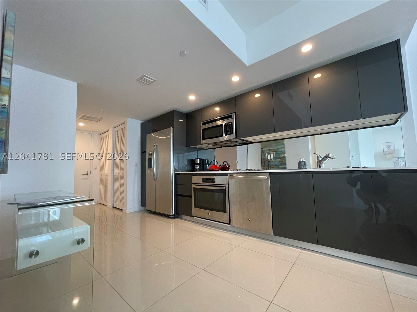 31 SE 6th St #2503 Miami, FL 33131