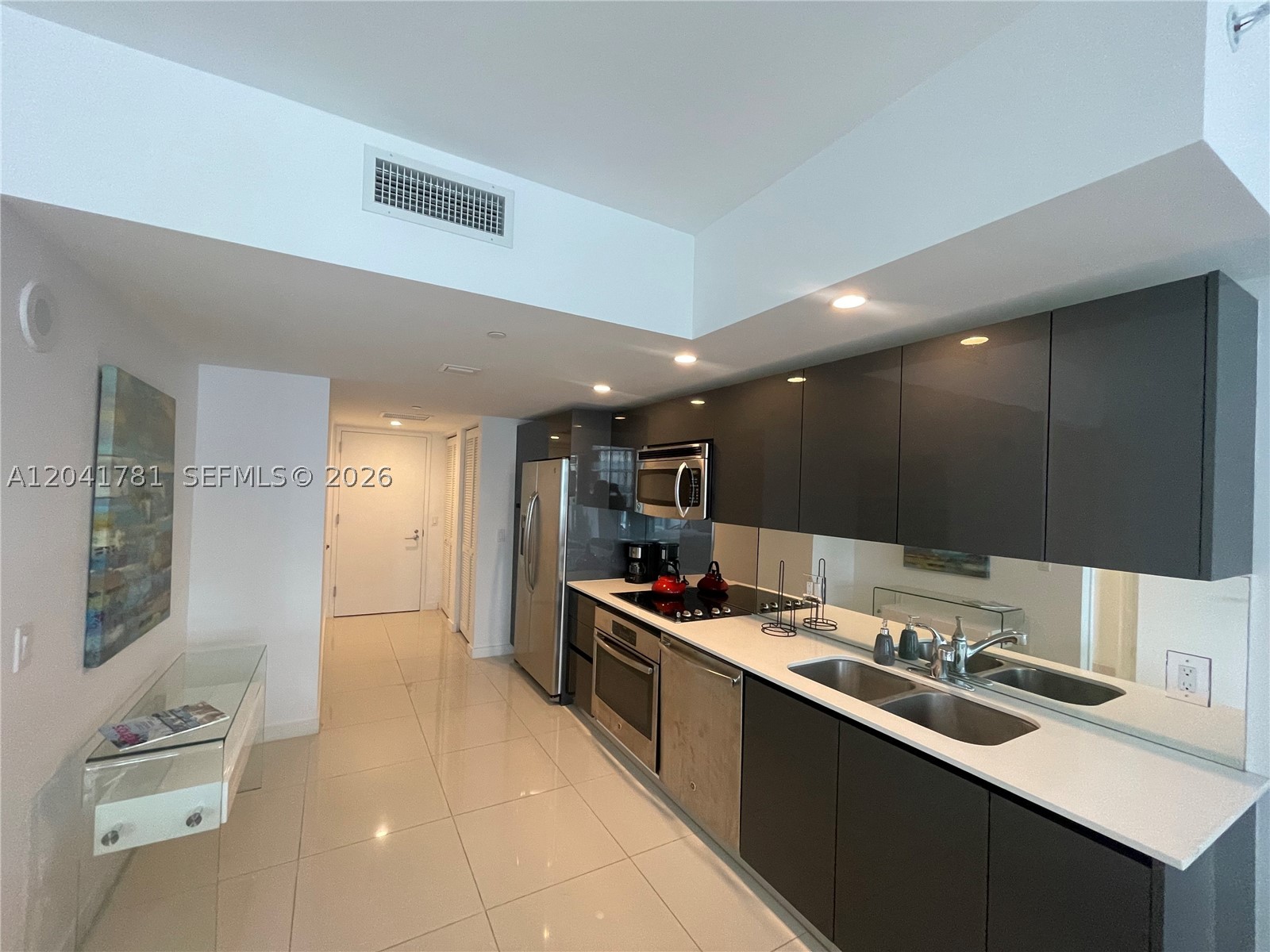 31 SE 6th St #2503 Miami, FL 33131