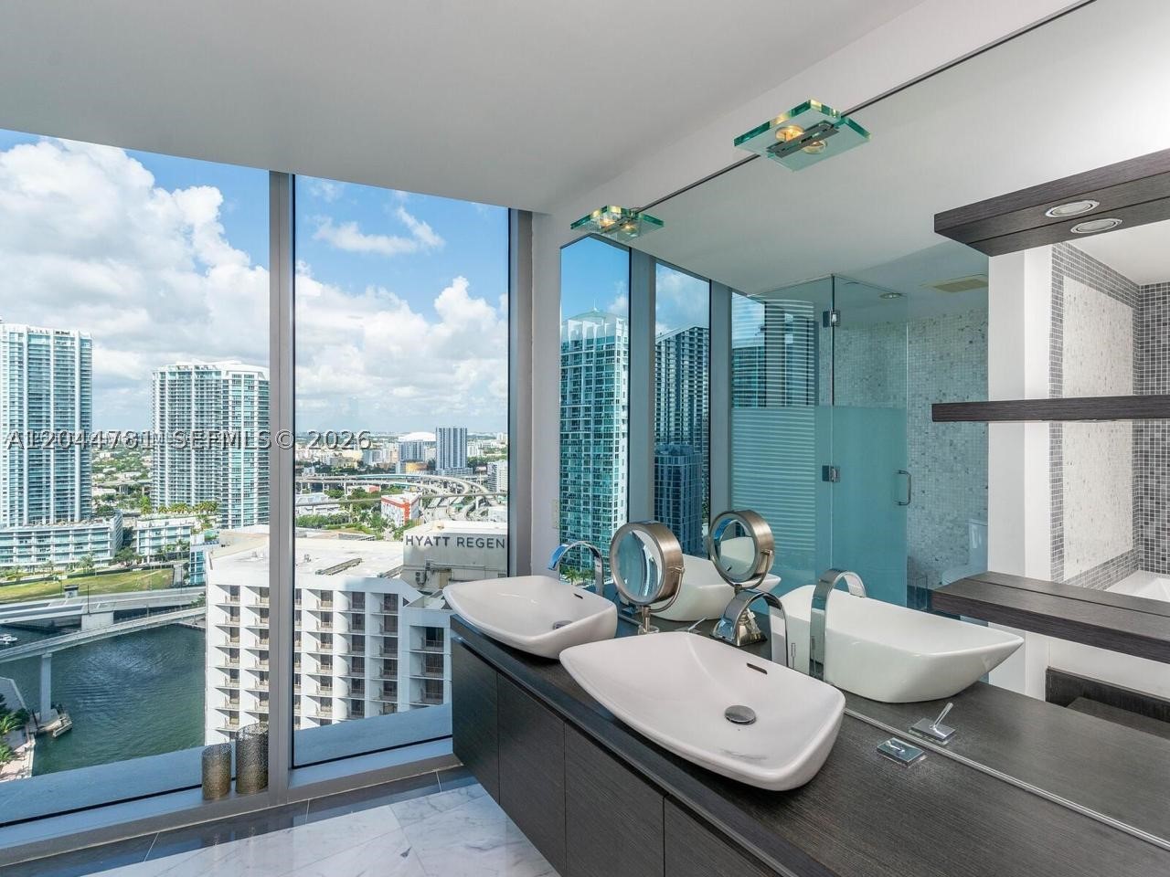 image Epic Residences14