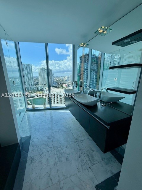 image Epic Residences16