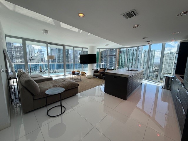 image Epic Residences7