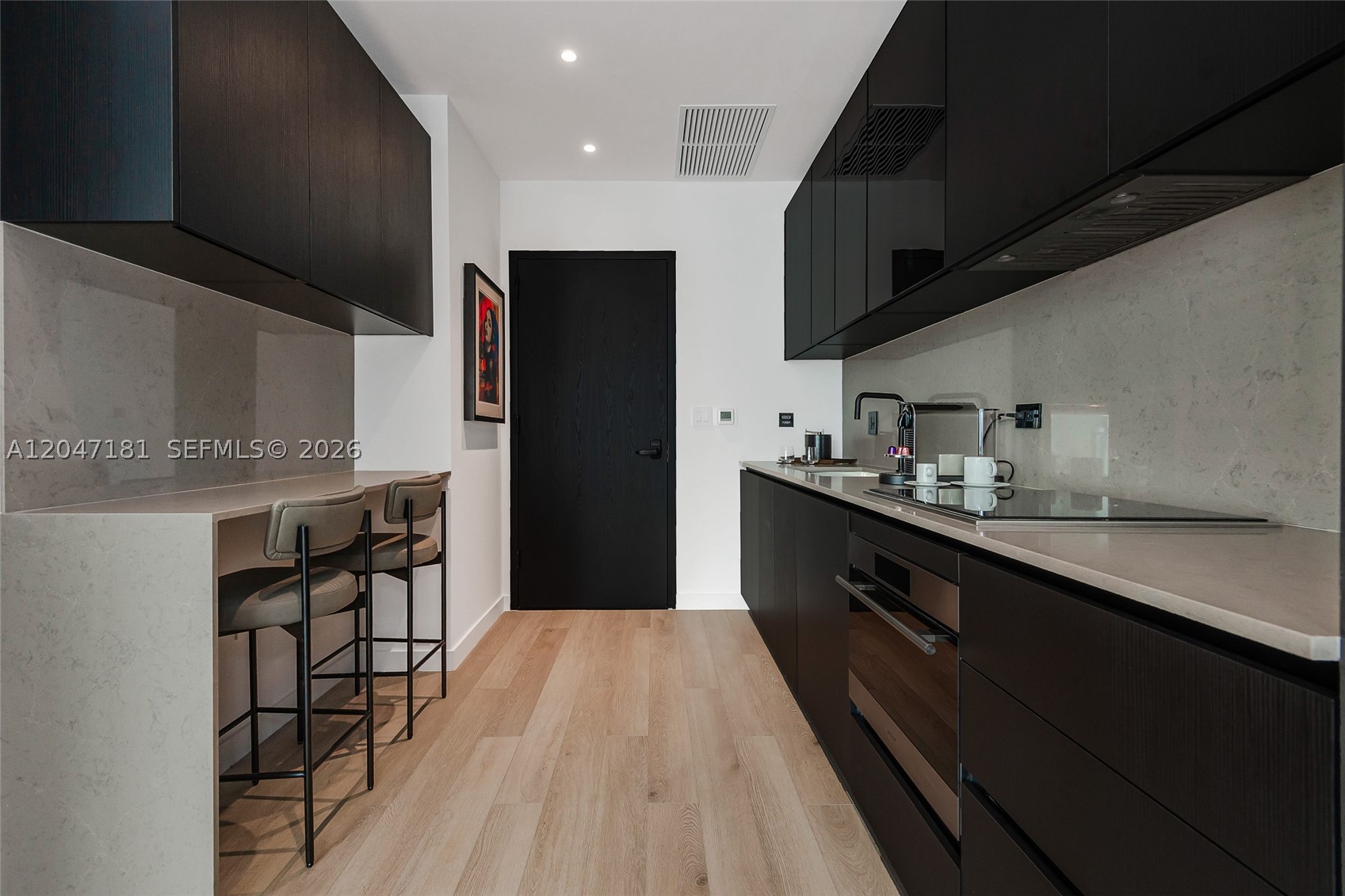 image E11EVEN Hotel & Residences25