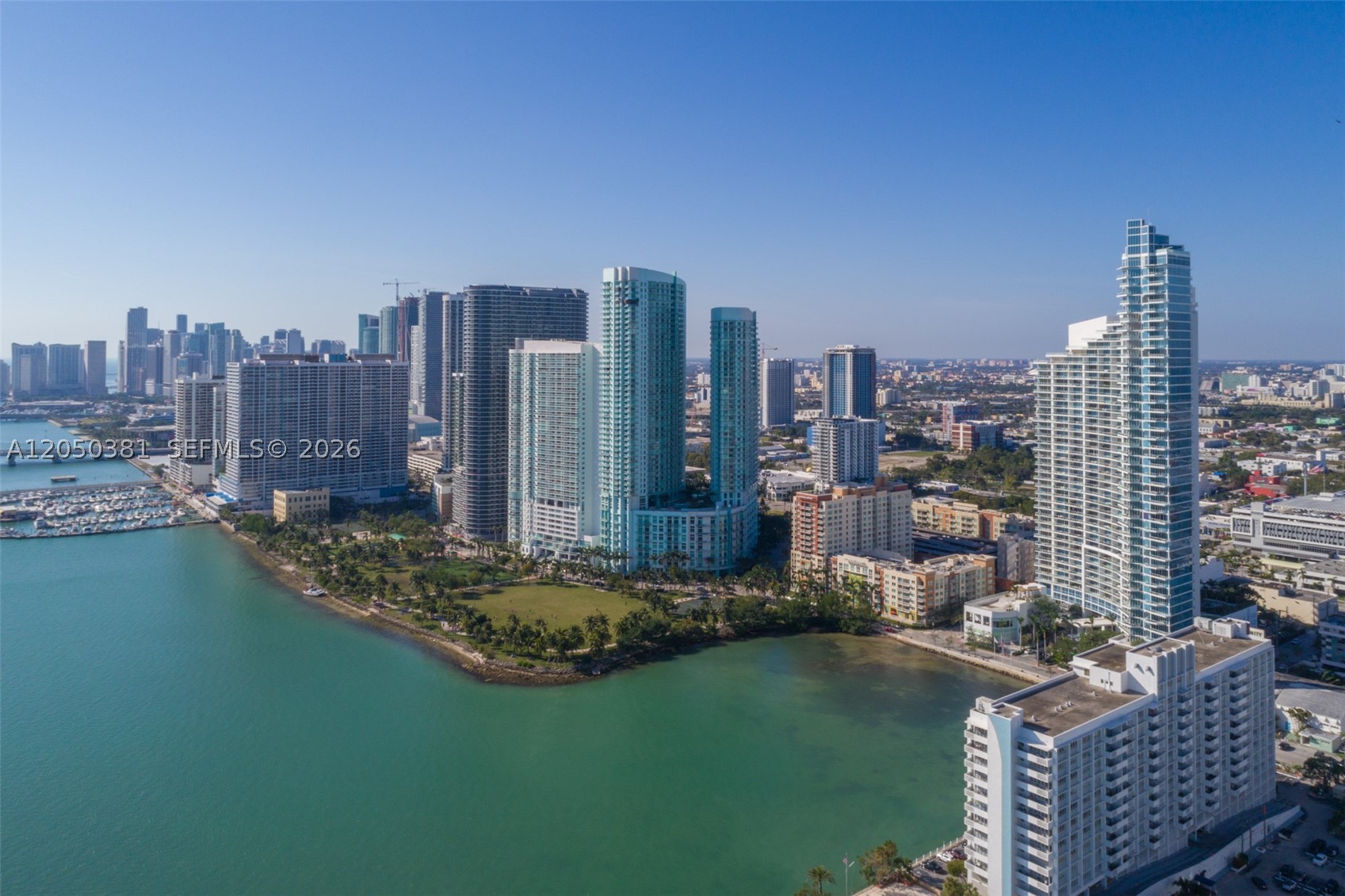 image Paramount Bay44