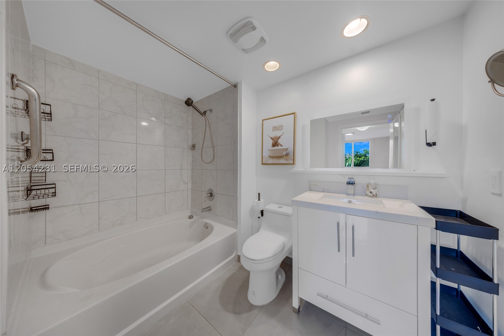 image The Venture at Aventura15