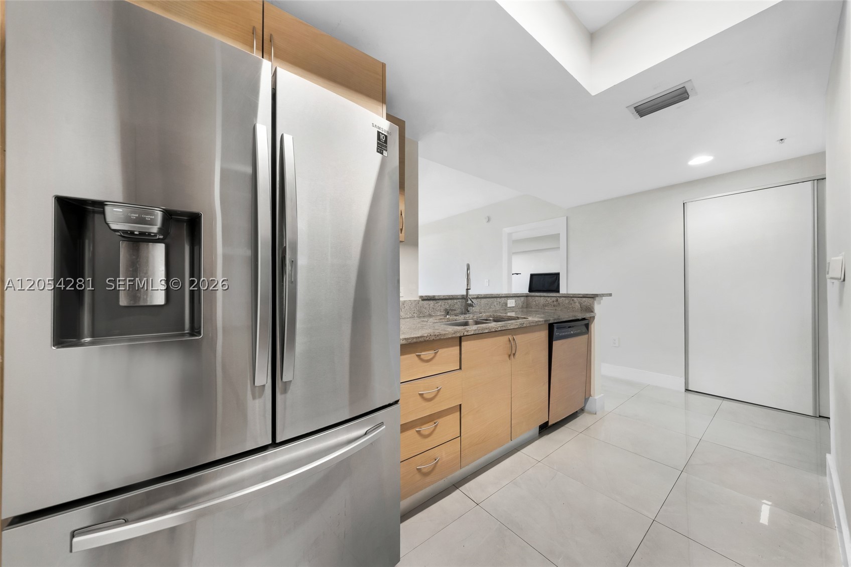 image The Venture at Aventura5
