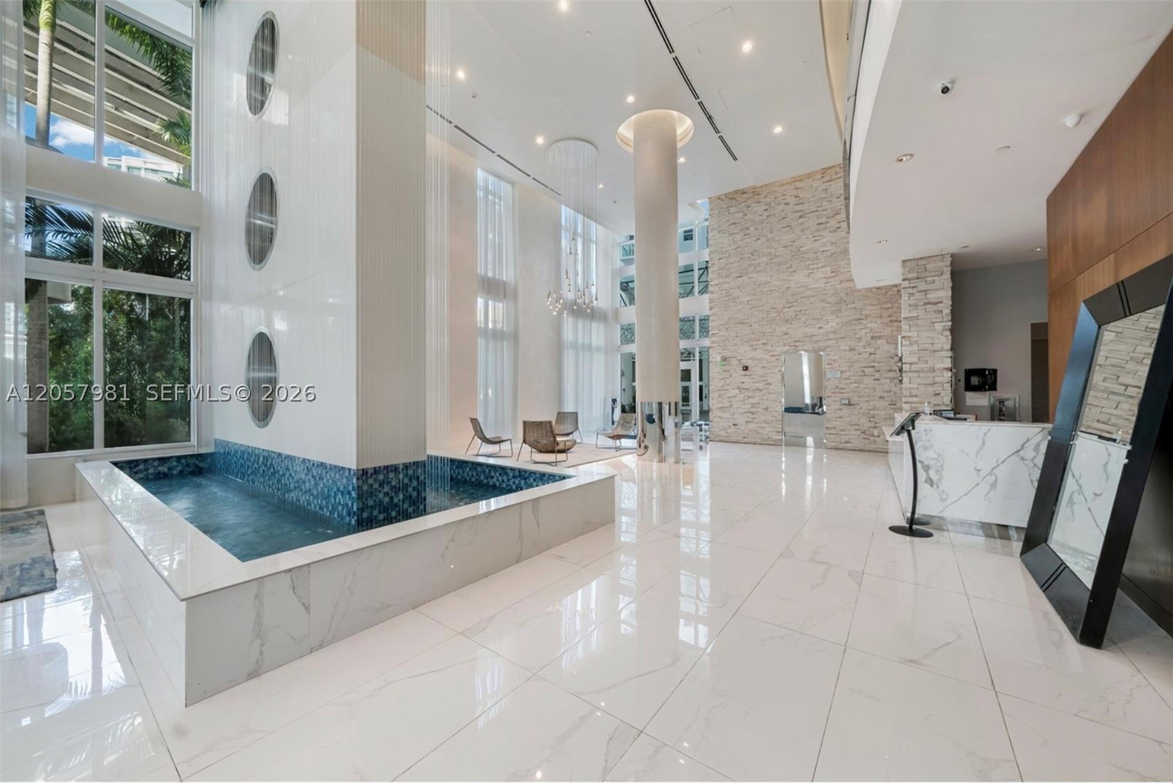image Brickell on the River South1