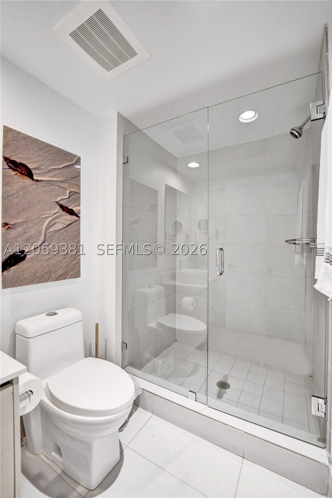 image Beachwalk Condominium39