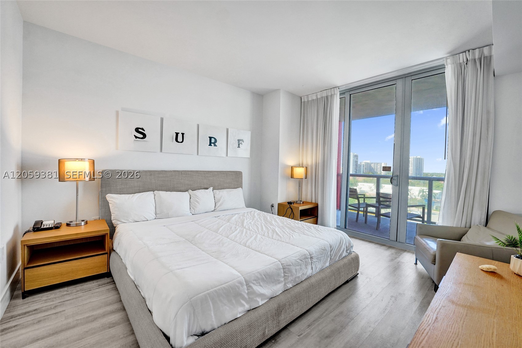 image Beachwalk Condominium52
