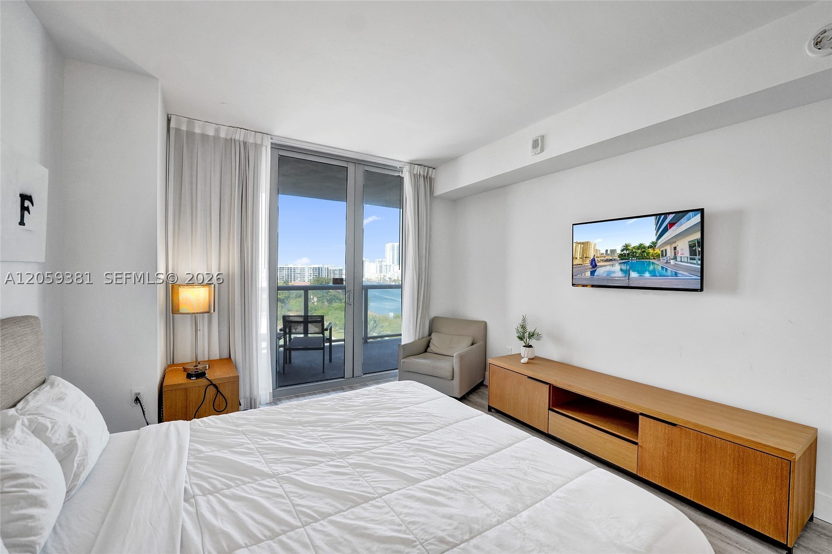 image Beachwalk Condominium55
