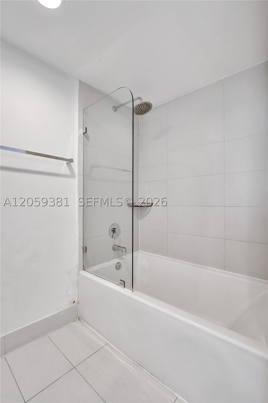 image Beachwalk Condominium65