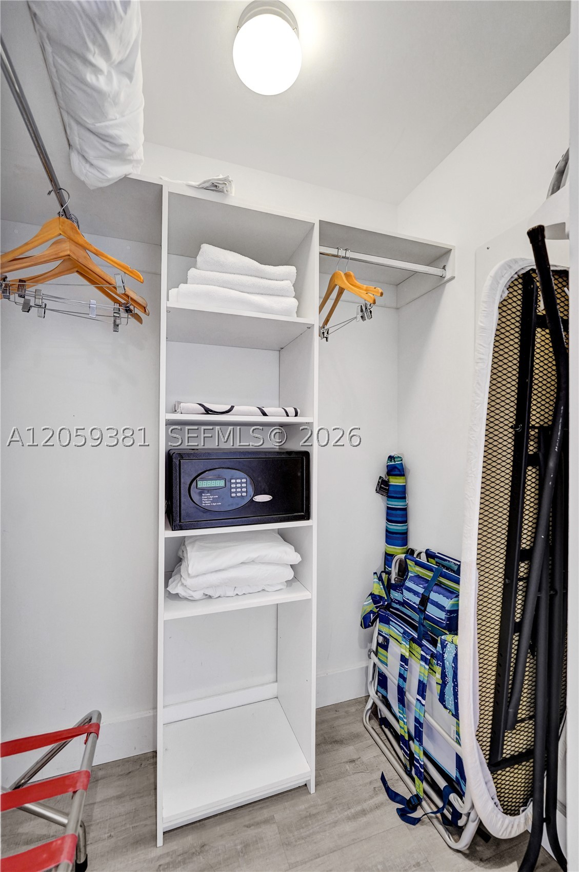 image Beachwalk Condominium67