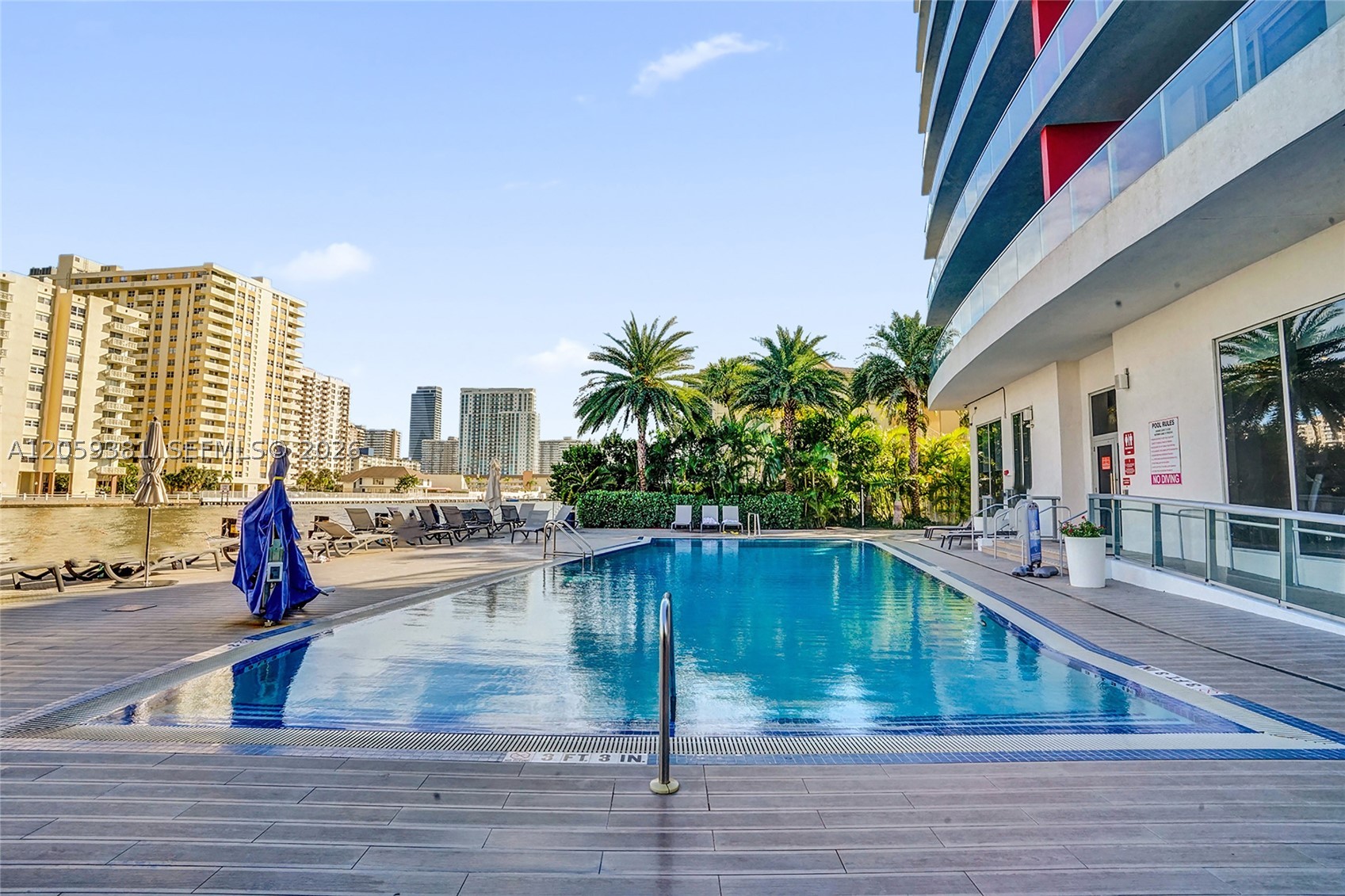 image Beachwalk Condominium75
