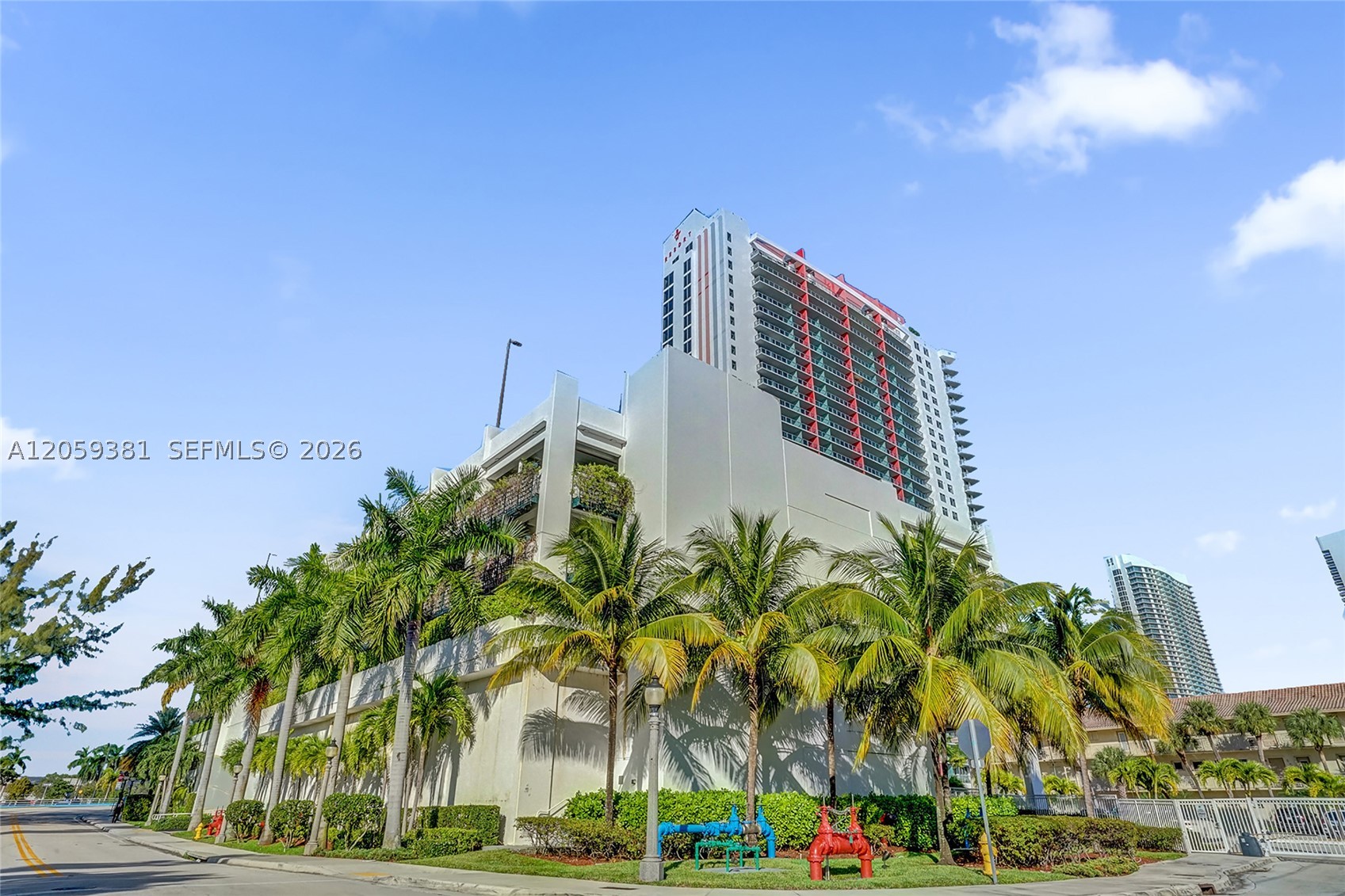 image Beachwalk Condominium81