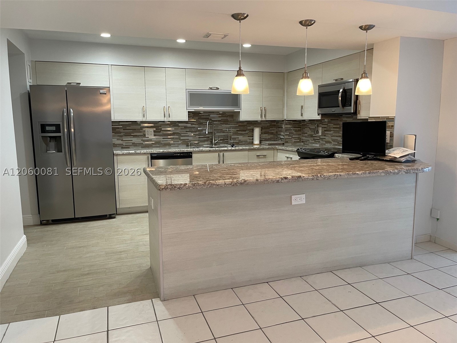 5825 Collins Ave #7B