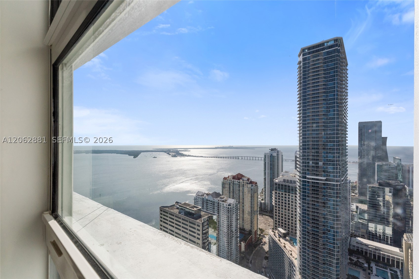 950 Brickell Bay Dr #5507