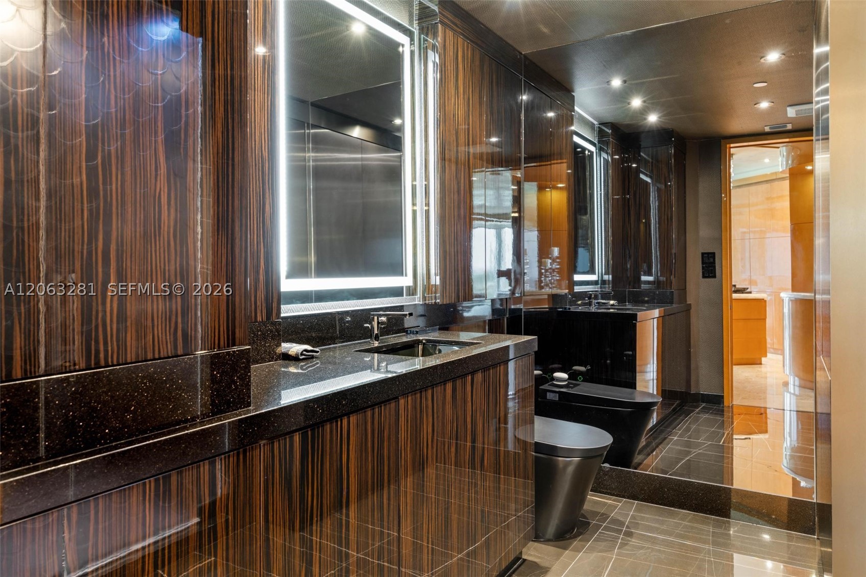image Turnberry Ocean Colony South20