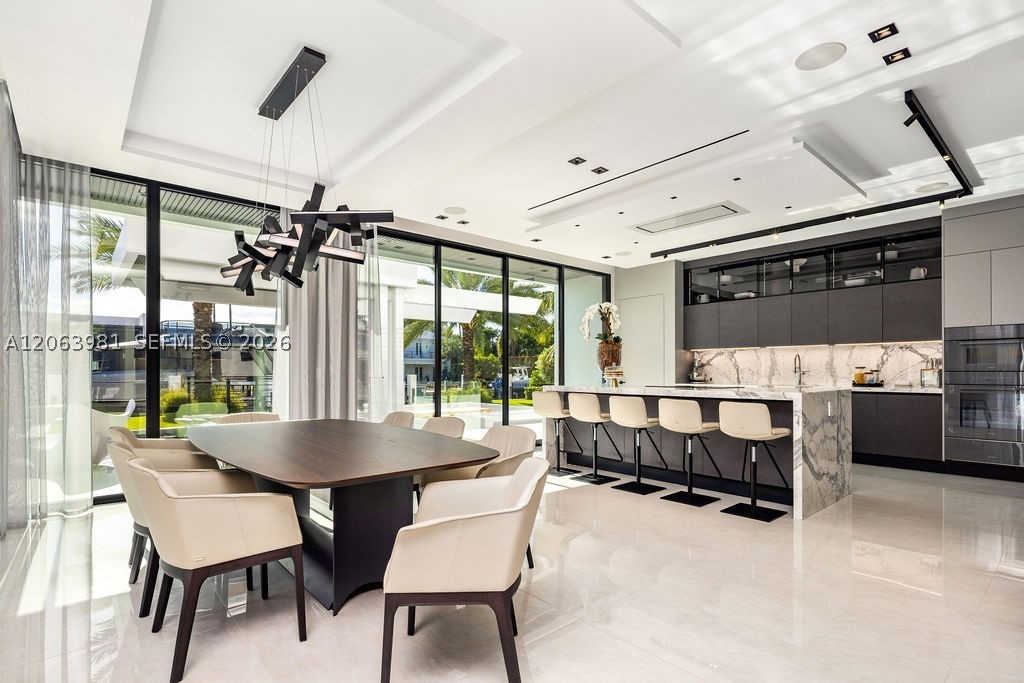 725 Poinciana Dr Fort Lauderdale, FL 33301