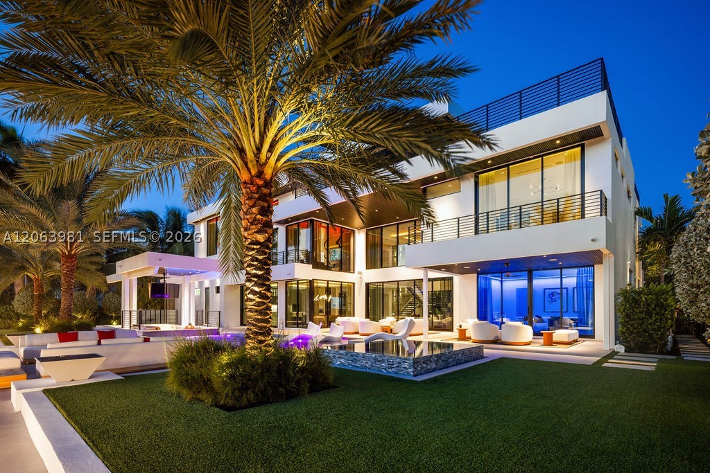 725 Poinciana Dr Fort Lauderdale, FL 33301