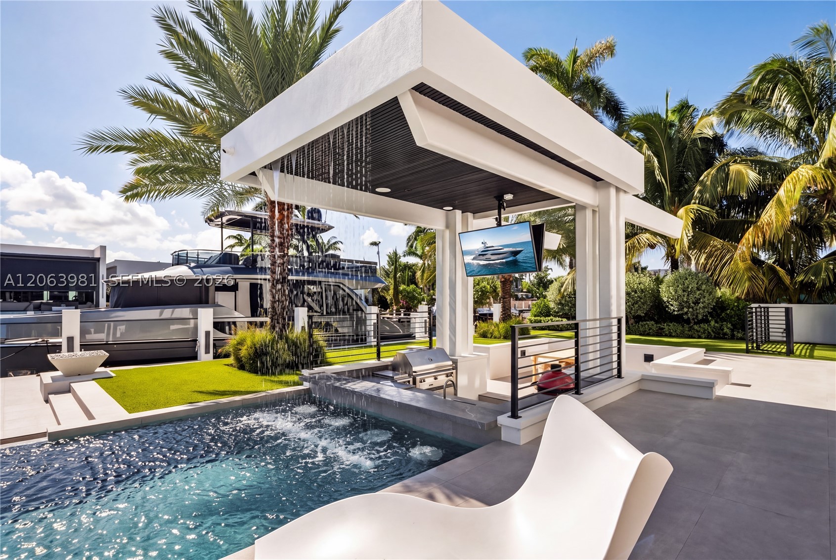 725 Poinciana Dr Fort Lauderdale, FL 33301