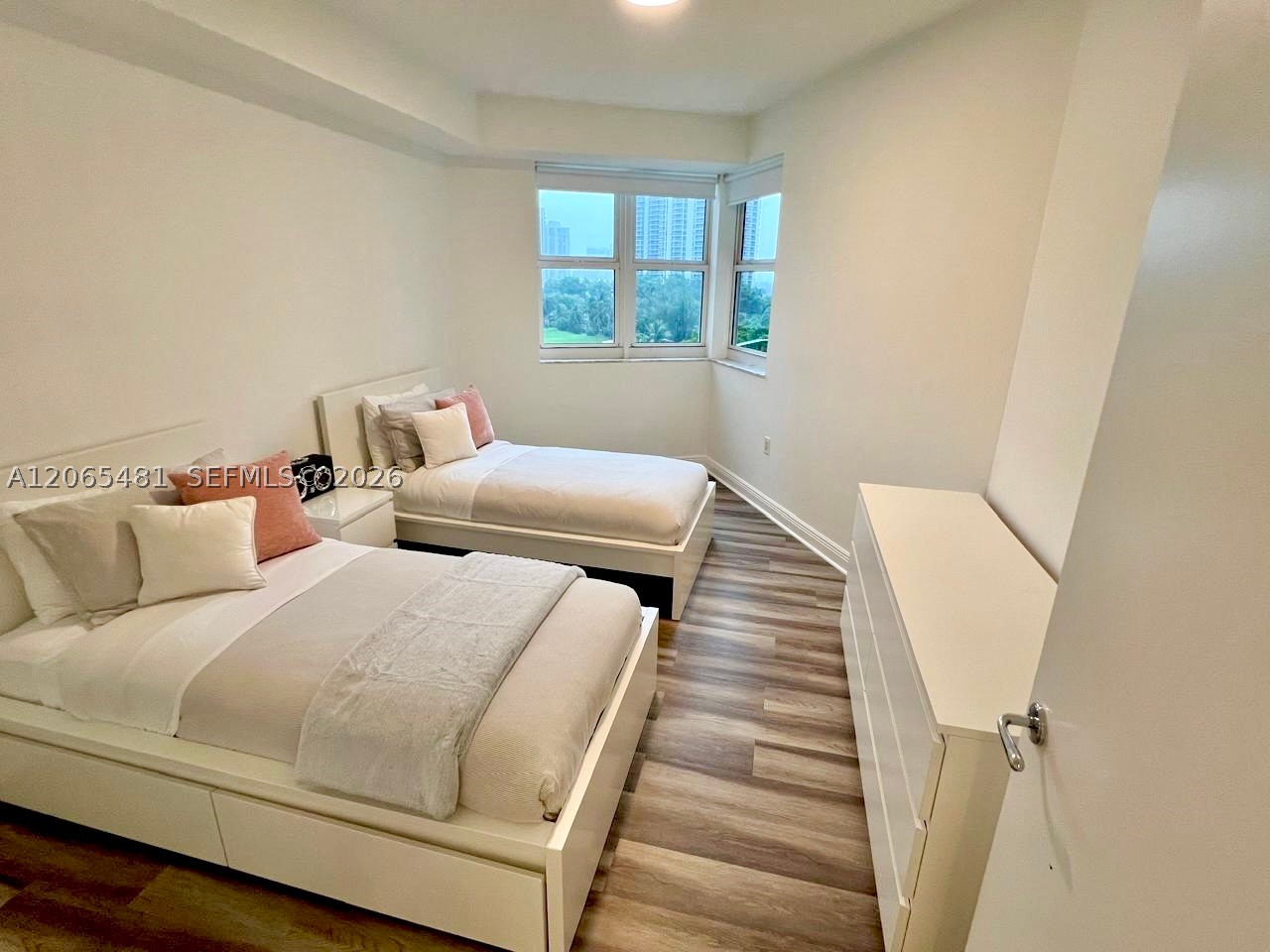 20000 E Country Clb Dr #612 Aventura, FL 33180
