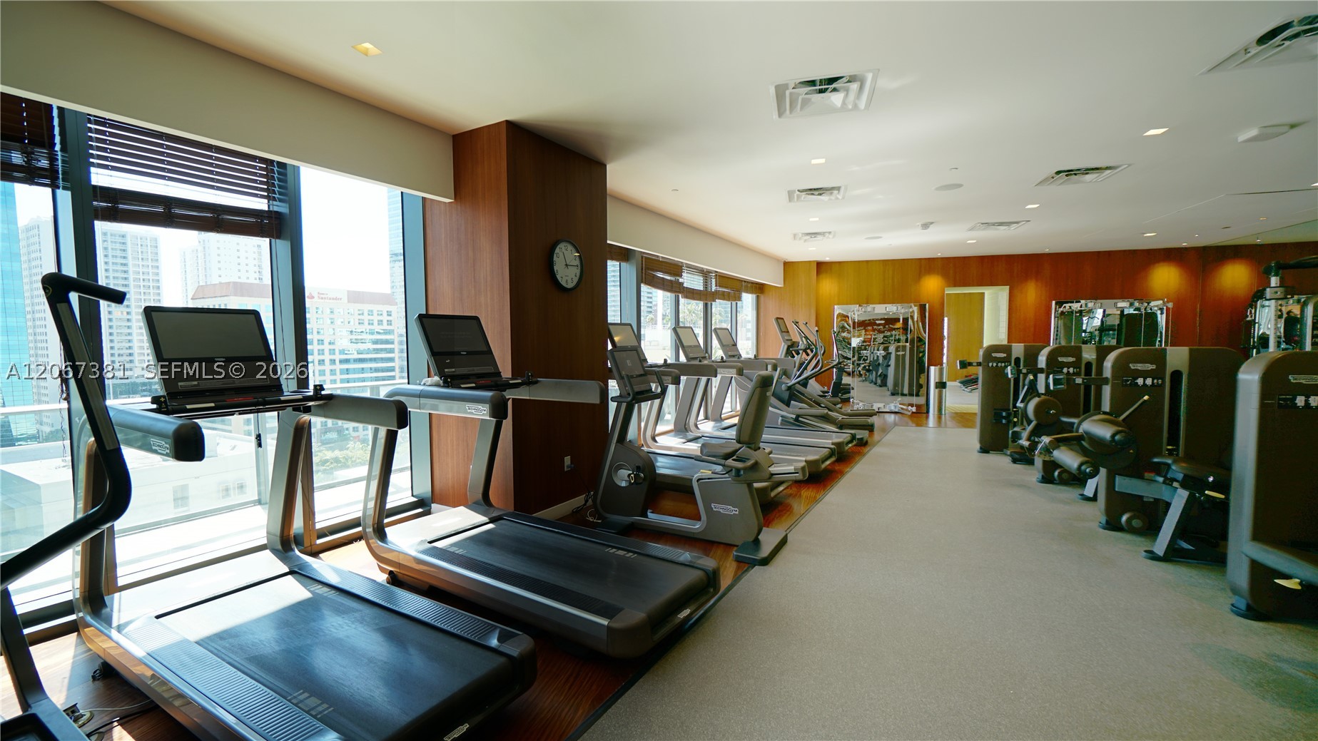 image Dua Miami (SLS Brickell)25