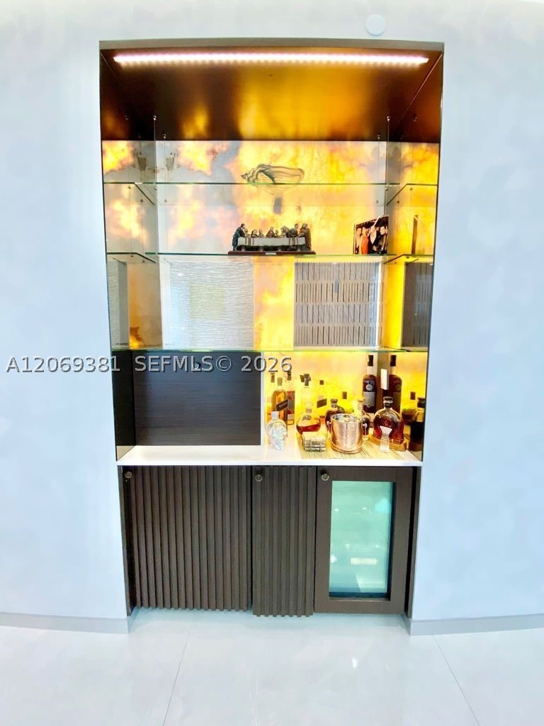 16901 Collins Ave #701 Sunny Isles Beach, FL 33160