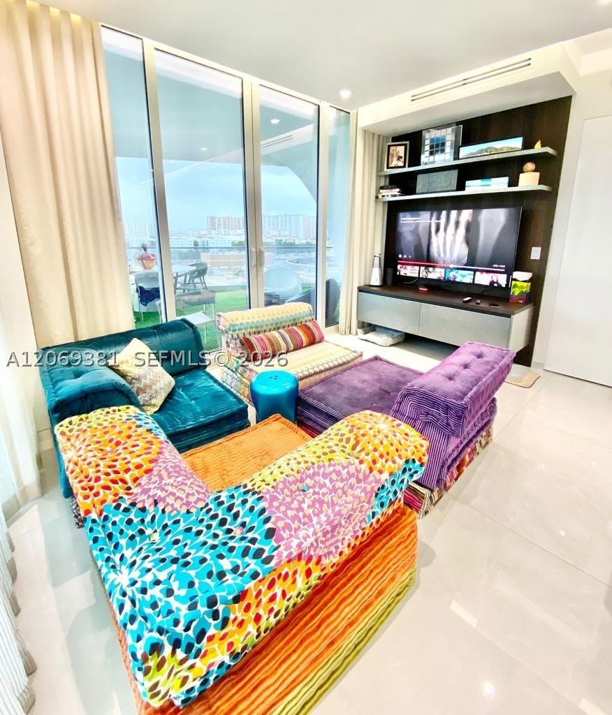16901 Collins Ave #701 Sunny Isles Beach, FL 33160
