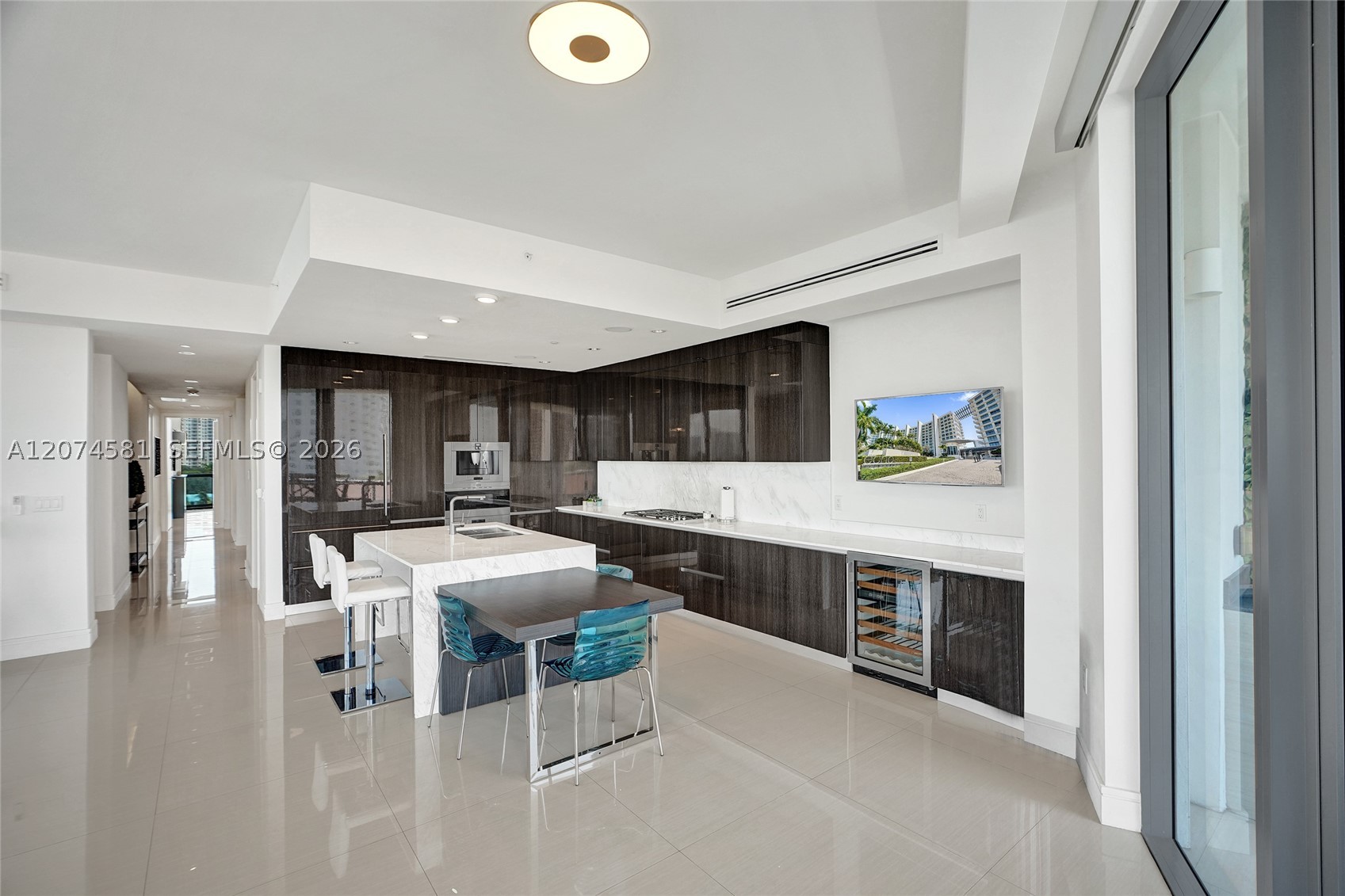 3250 NE 188th St #501 Aventura, FL 33180