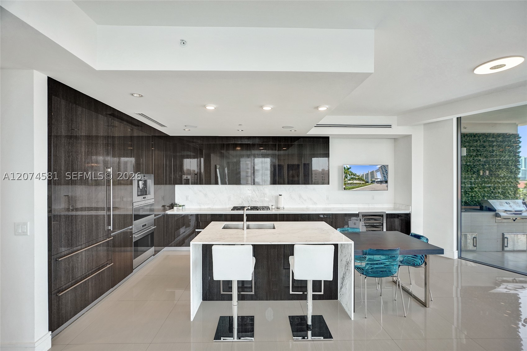 3250 NE 188th St #501 Aventura, FL 33180