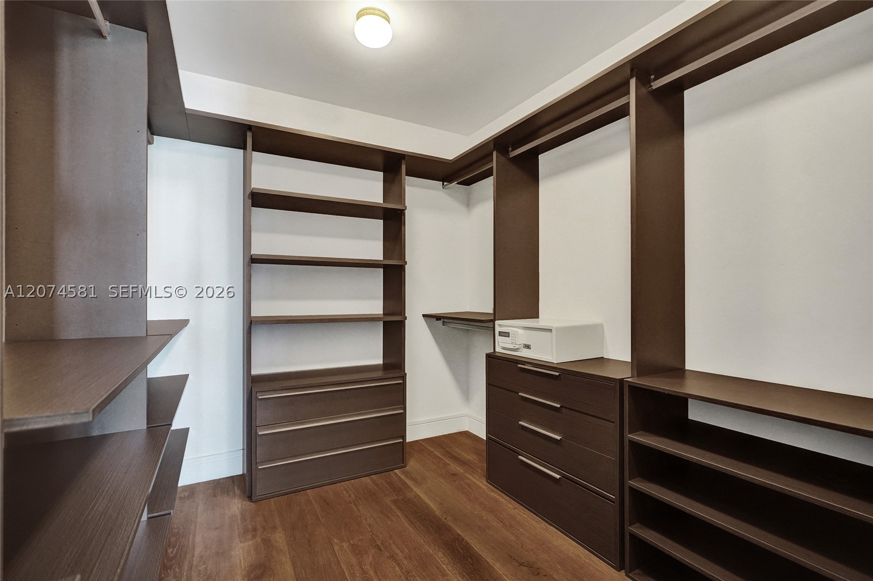 3250 NE 188th St #501 Aventura, FL 33180