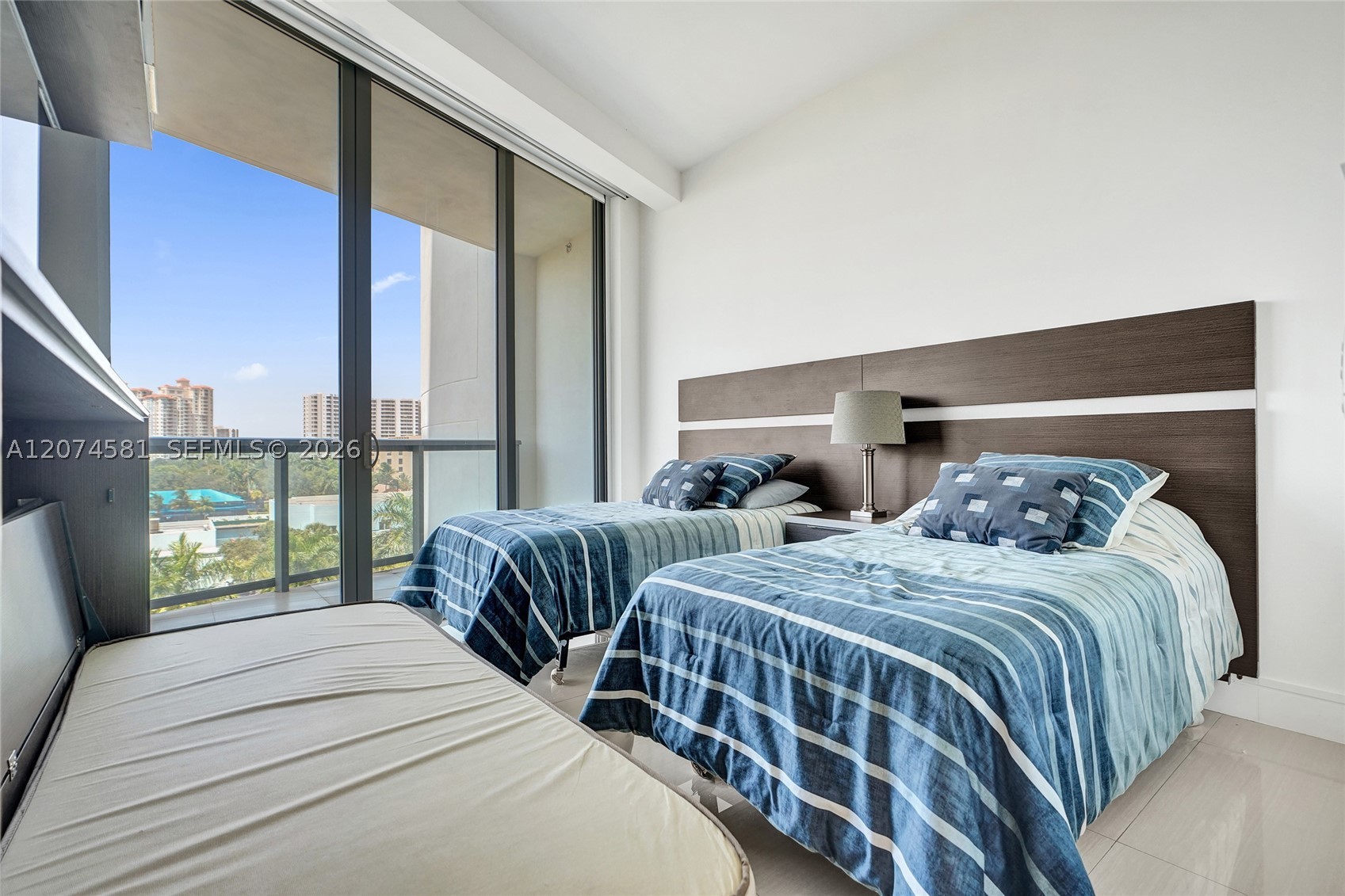 3250 NE 188th St #501 Aventura, FL 33180