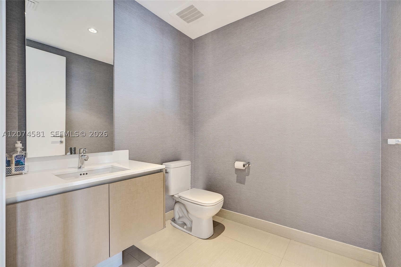 3250 NE 188th St #501 Aventura, FL 33180