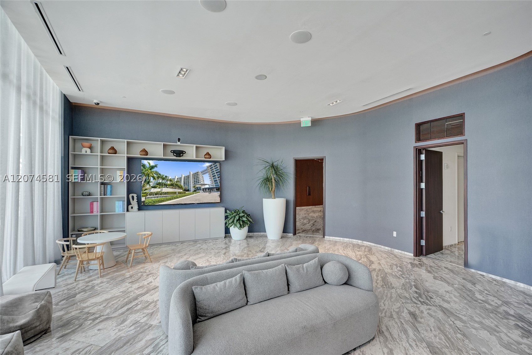 3250 NE 188th St #501 Aventura, FL 33180