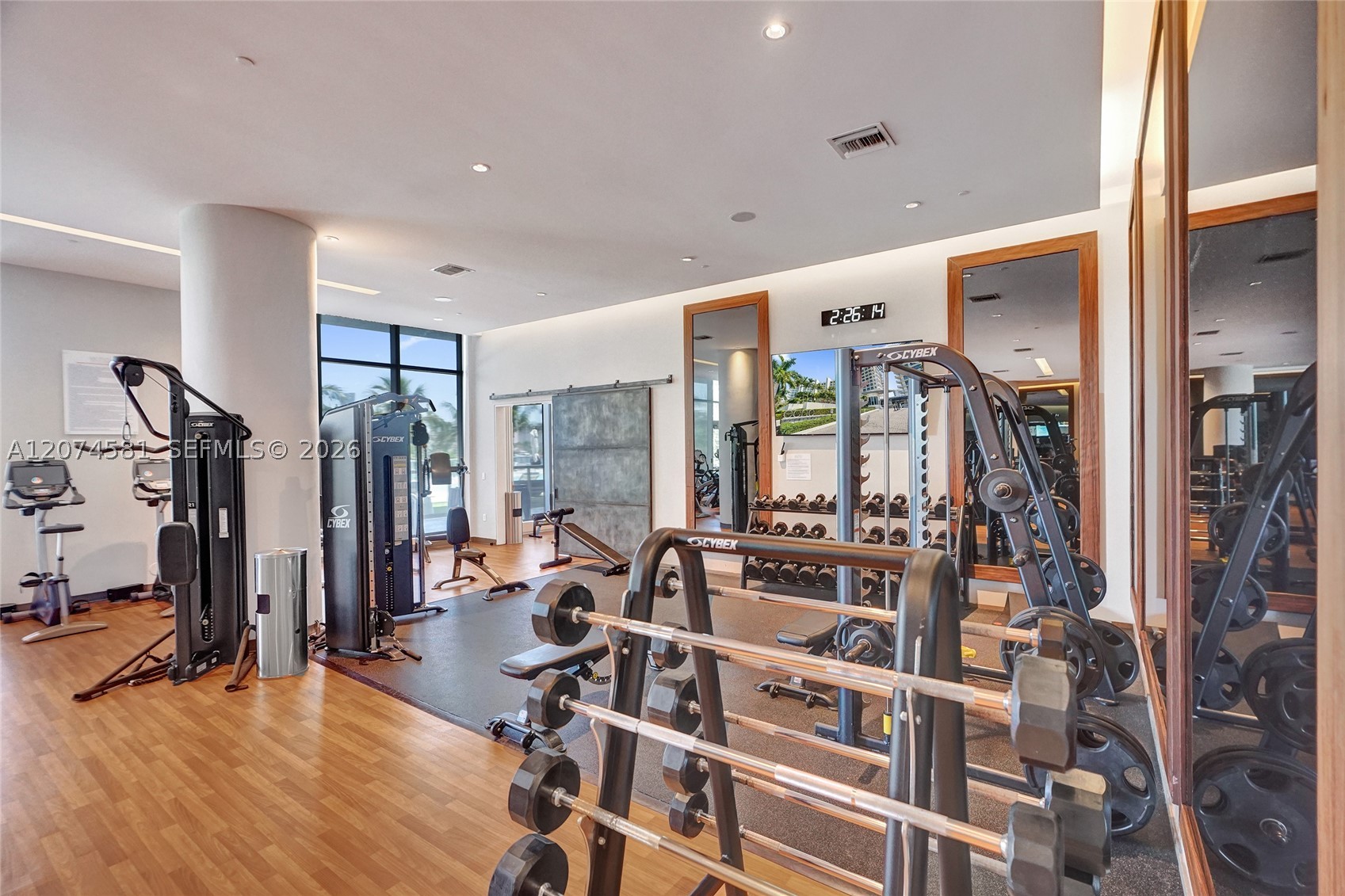 3250 NE 188th St #501 Aventura, FL 33180