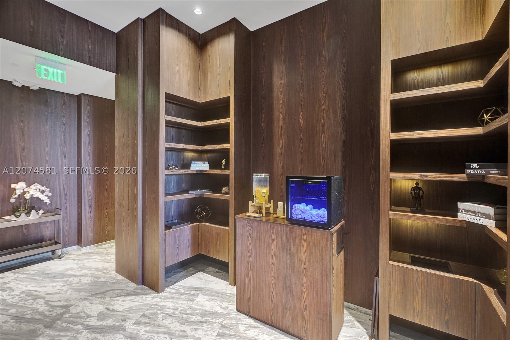3250 NE 188th St #501 Aventura, FL 33180