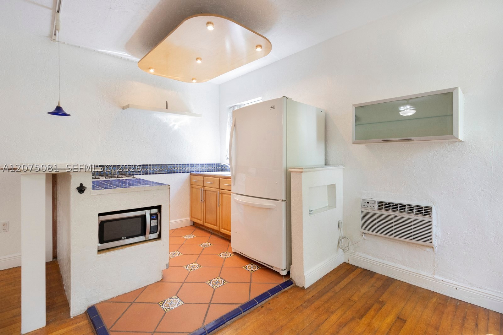 1525 Meridian Ave #209 Miami Beach, FL 33139