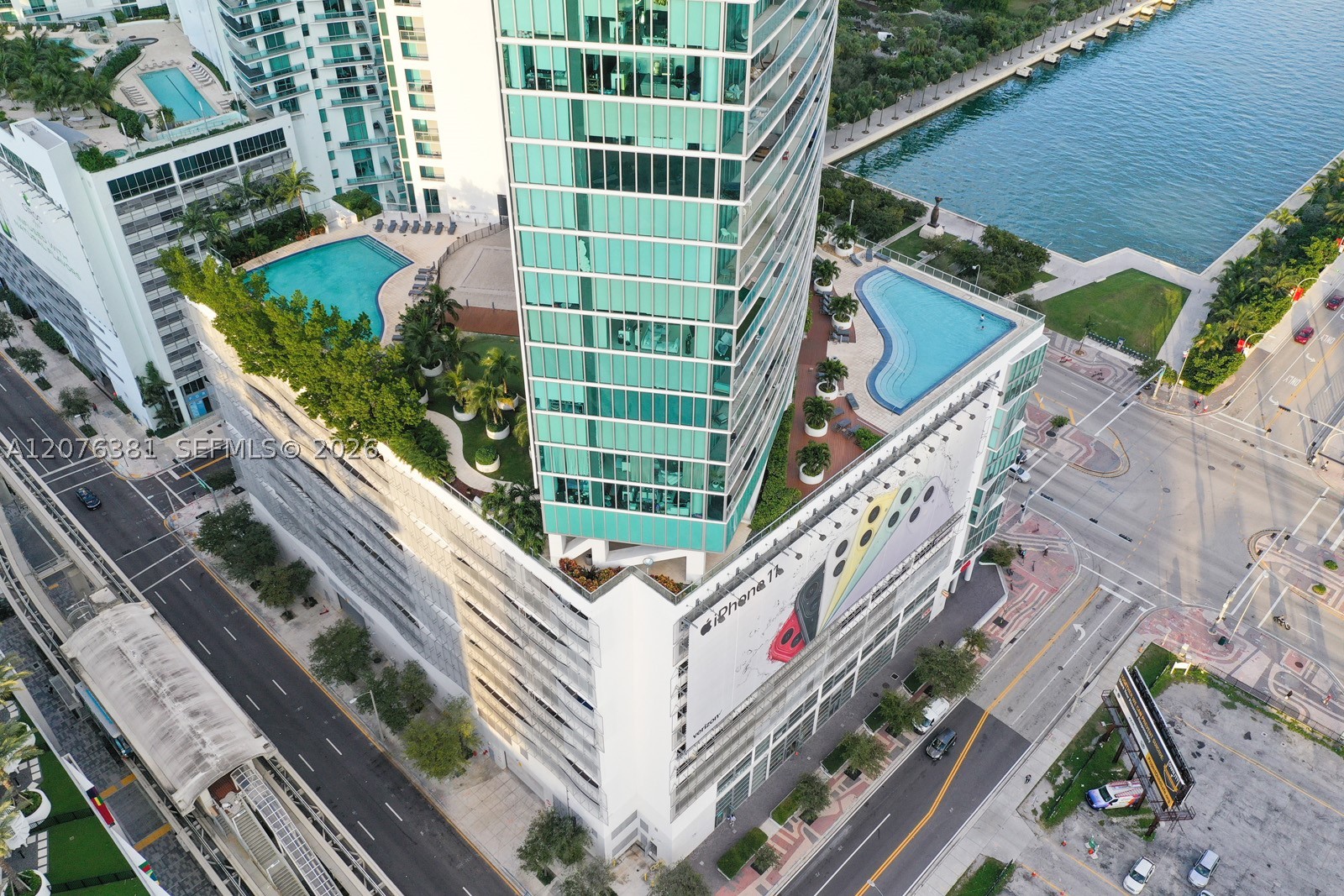 888 Biscayne Blvd #4007 Miami, FL 33132