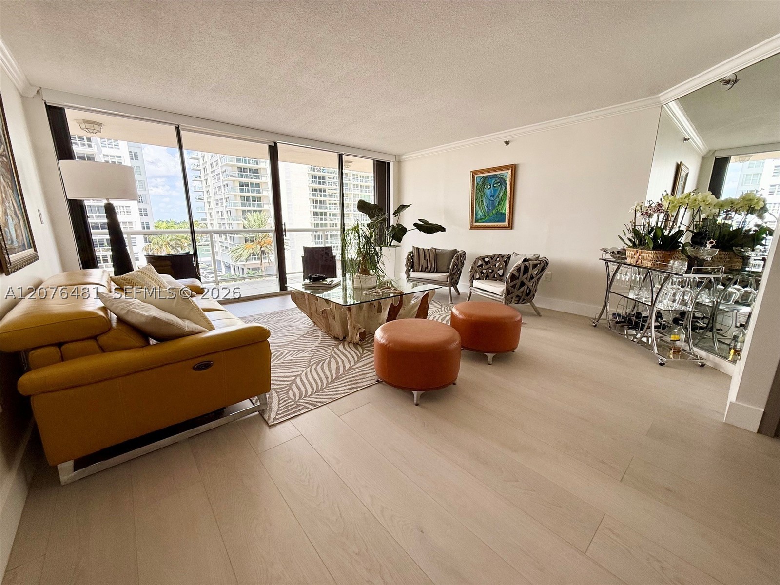 5757 Collins Ave #602