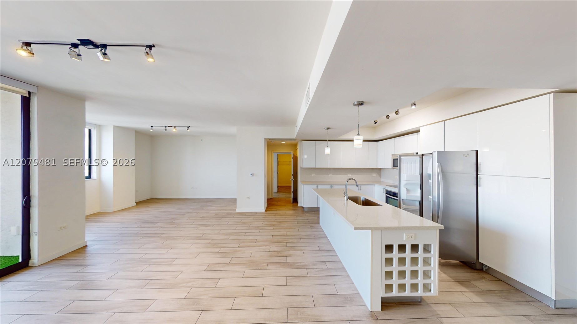 image Nine at Mary Brickell Village4