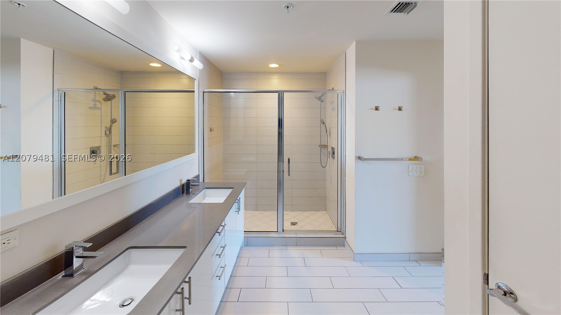 image Nine at Mary Brickell Village6