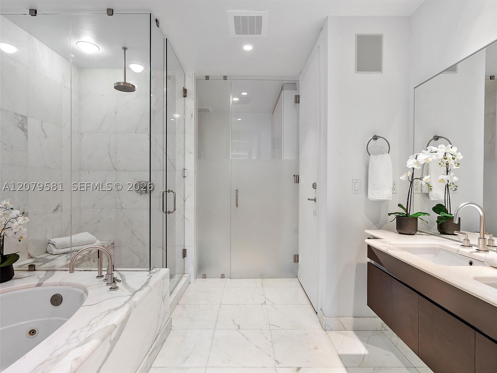 2627 S Bayshore Dr #2106 Miami, FL 33133